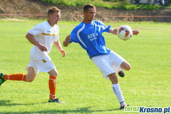 Koniec przerwy. Na boiska wracają piłkarze