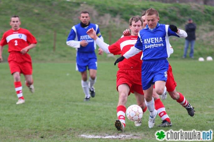 Z meczy Tempo Nienaszów - Polonia Kopytowa (10.04.2011)