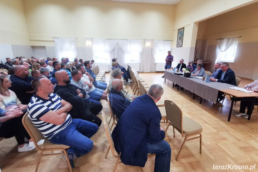 Zebranie wiejskie w Szczepańcowej