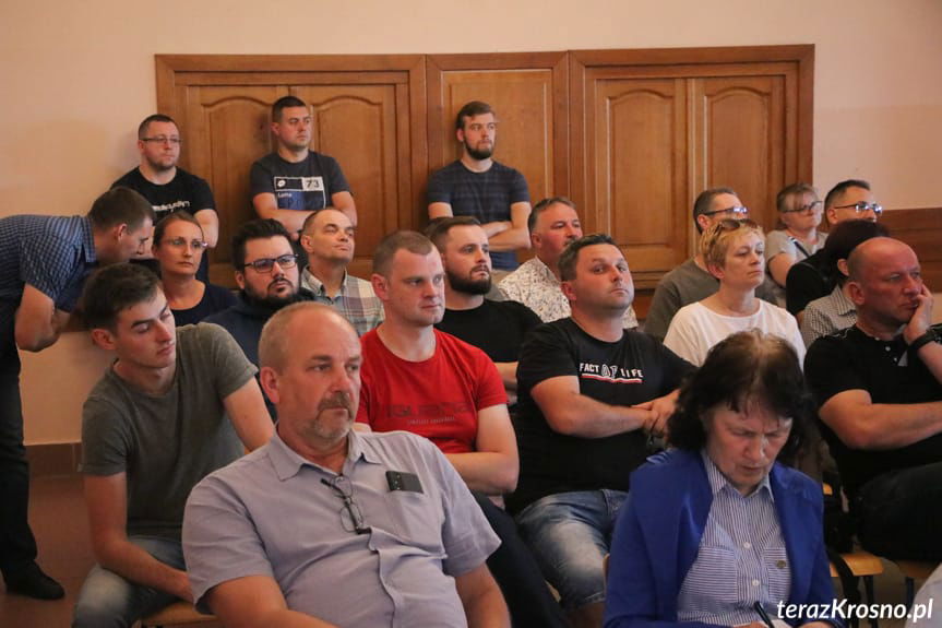 Uczestnicy spotkania w sprawie obwodnicy Miejsca Piastowego