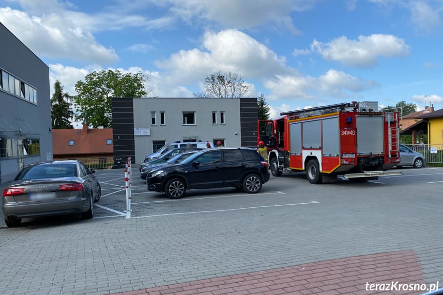 14-miesięczne dziecko zatrzaśnięte w samochodzie