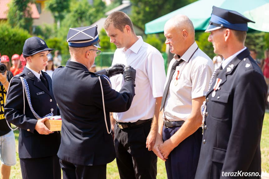 Wręcznie odznaczeń i medali