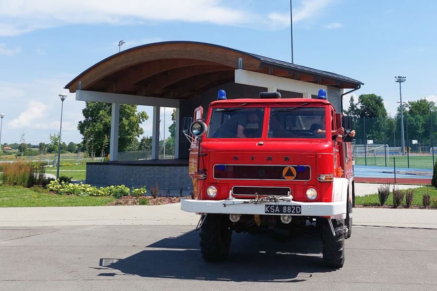 Przekazanie samochodu OSP Żeglce na Ukrainę