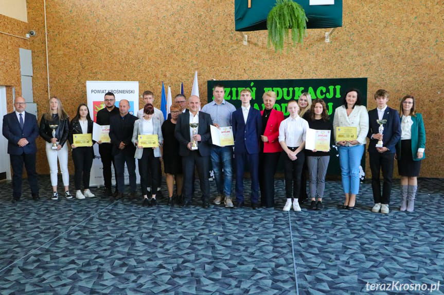 powiatowe obchody Dnia Edukacji Narodowe w Iwoniczu