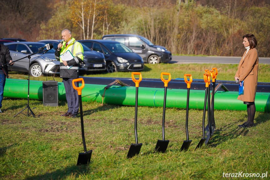 Janusz Fil przy mikrofonie