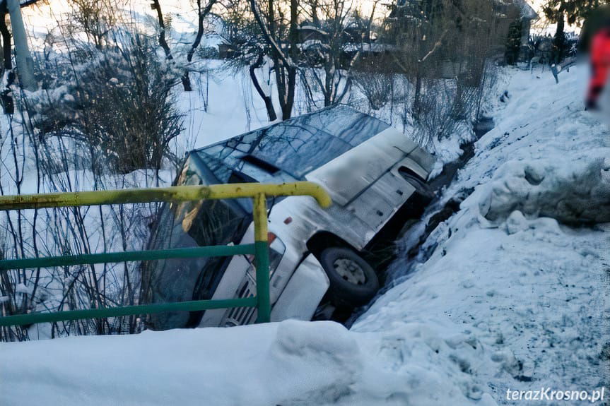 Wypadek autobusu w Krzywe
