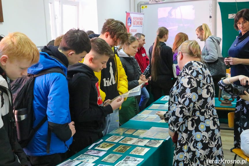 Niezwykła wystawa eksponatów historycznych