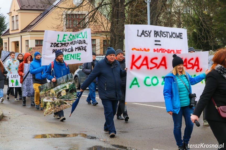 Marsz żałobny dla drzew