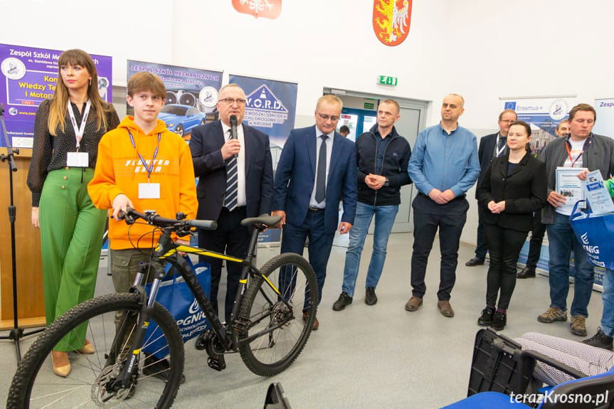 Konkurs Wiedzy Technicznej i Motoryzacyjnej w Krośnie