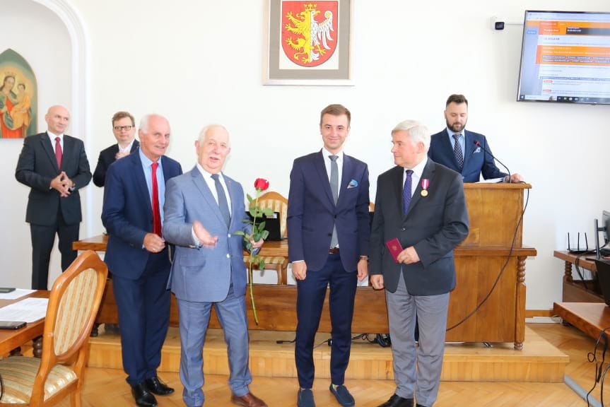 Piotr Przytocki z medalem