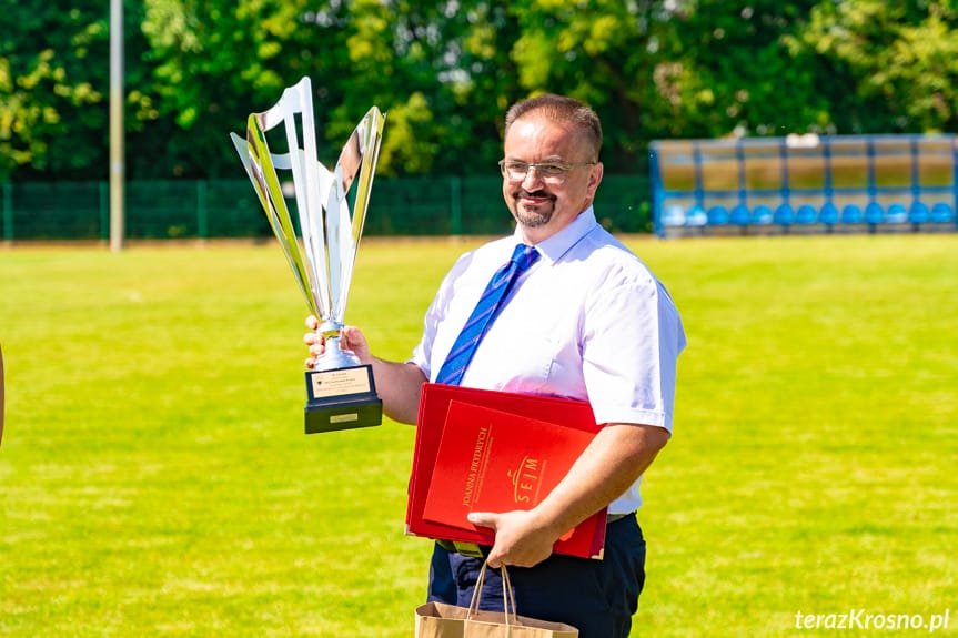 UKS Guzikówka Krosno świętuje 30-lecie