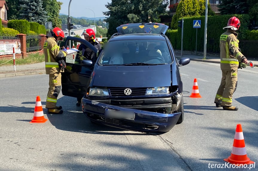 Zderzenie dwóch samochodów w Krośnie