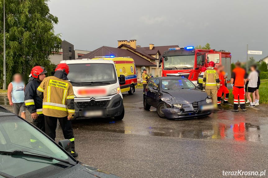 Kolizja na skrzyżowaniu w Krośnie