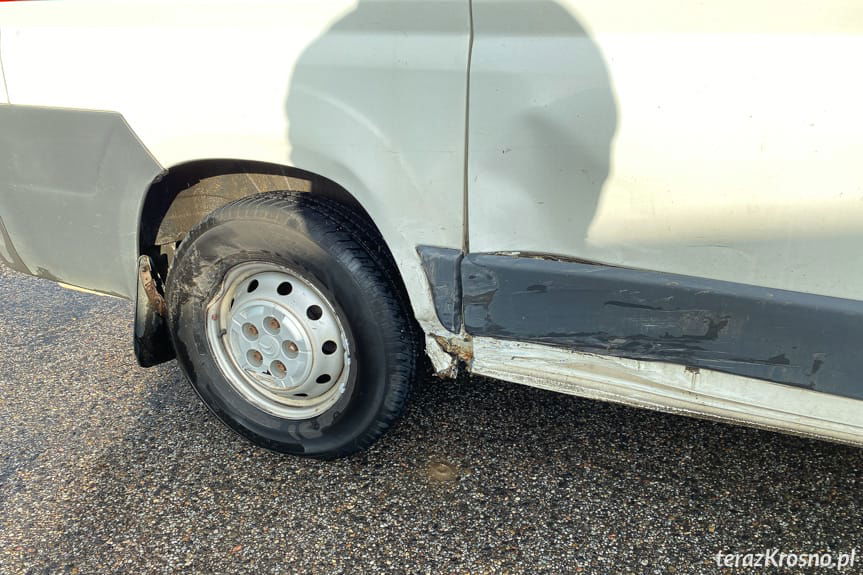 Kolizja na skrzyżowaniu w Krośnie