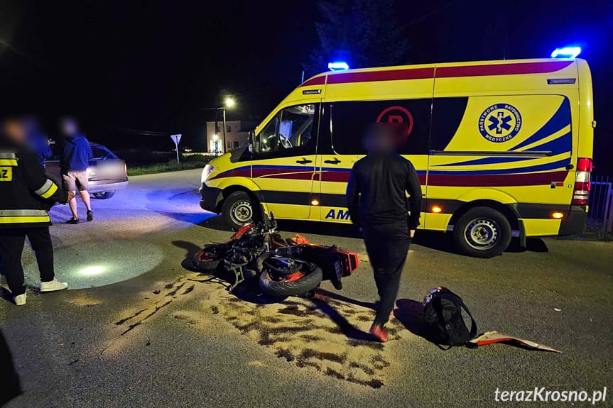 Zderzenie motocykla z samochodem w Sulistrowej
