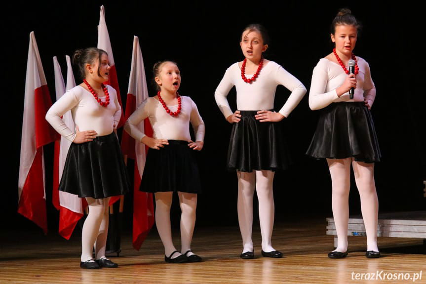 Powiatowy Konkurs Pieśni i Poezji Patriotycznej z okazji Święta Niepodległości w Krośnie