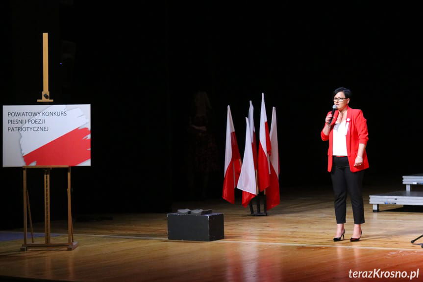 Powiatowy Konkurs Pieśni i Poezji Patriotycznej z okazji Święta Niepodległości w Krośnie