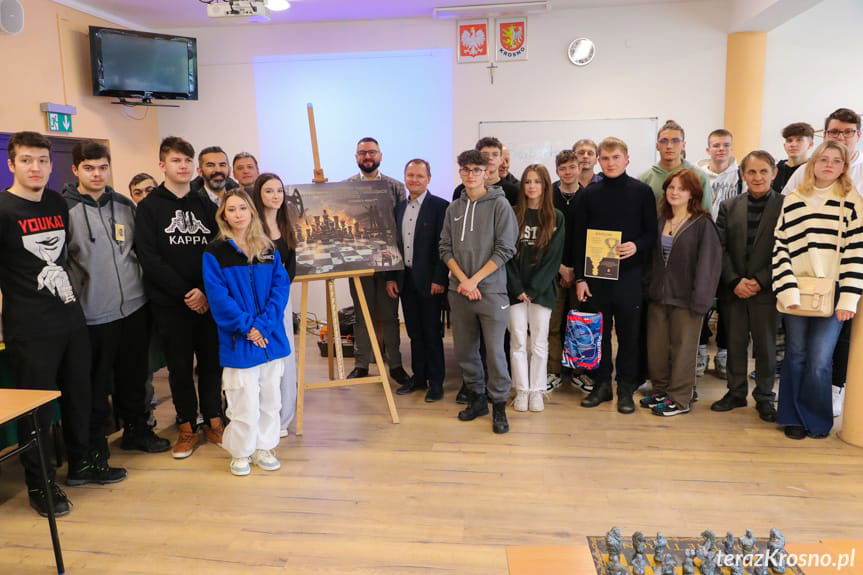 Barbórkowe szachy i warcaby w Naftówce