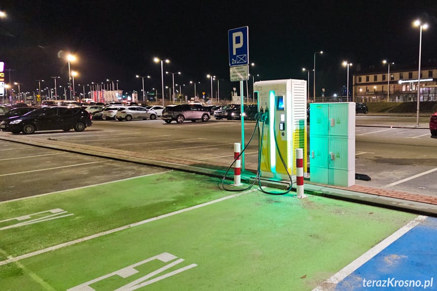 Przy starostwie naładujesz swojego elektryka