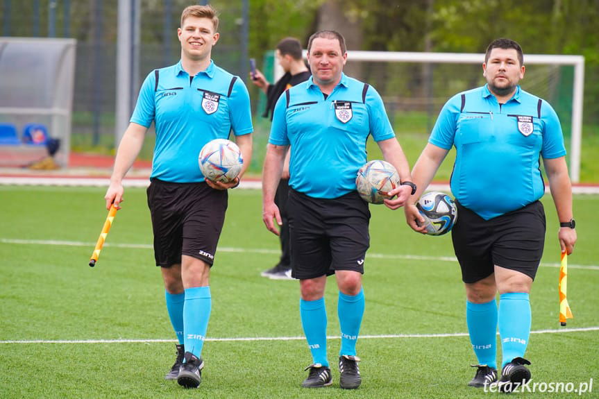 Orzeł Faliszówka - GKS Zarzecze-Dębowiec 0:2 [ZDJĘCIA]