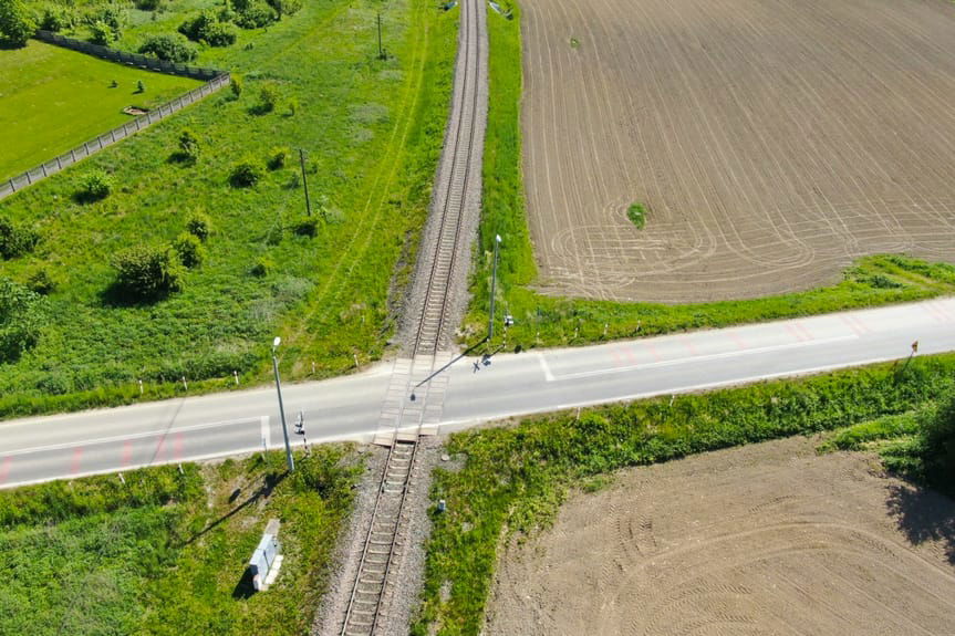 policja pracuje dronem