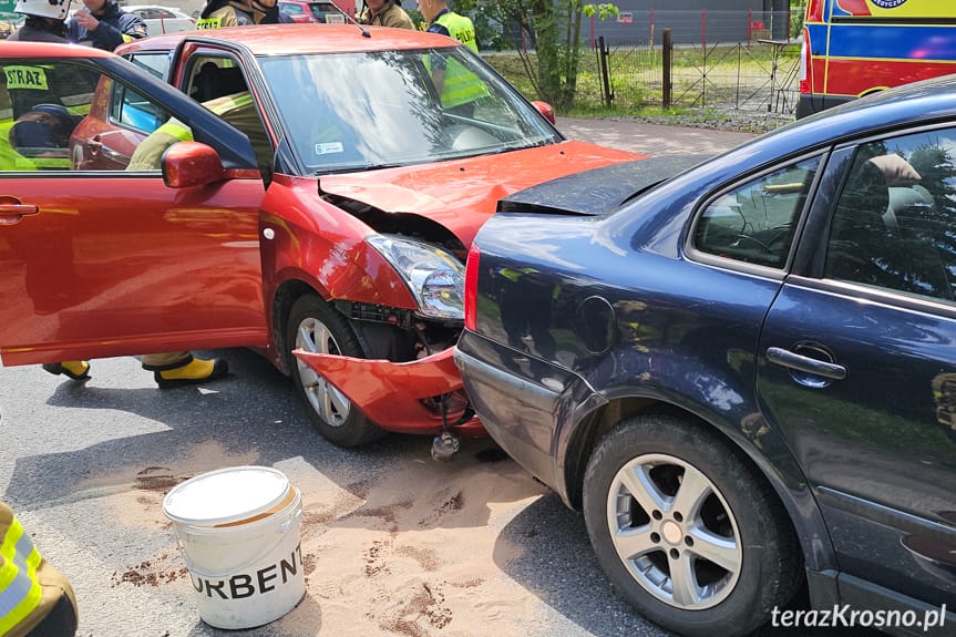 Zderzenie dwóch samochodów w Krośnie