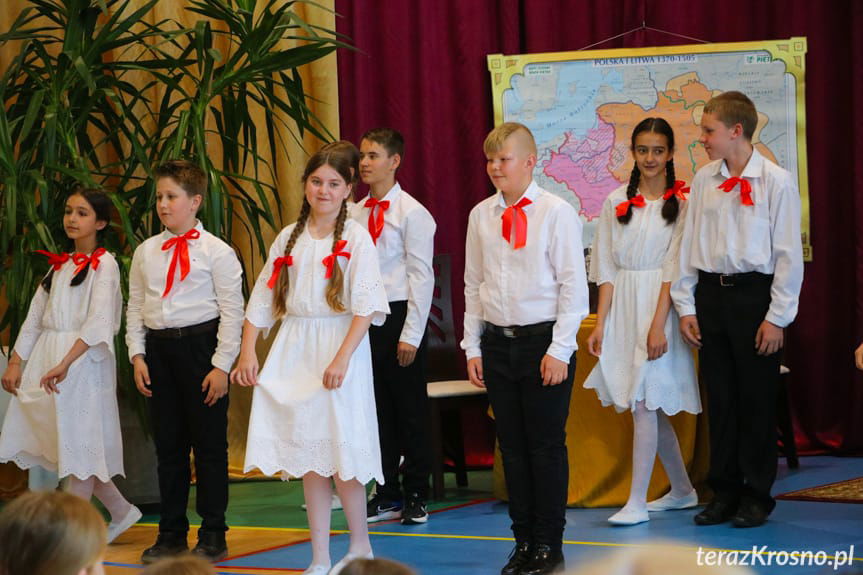 obchody szkoły w Dydni