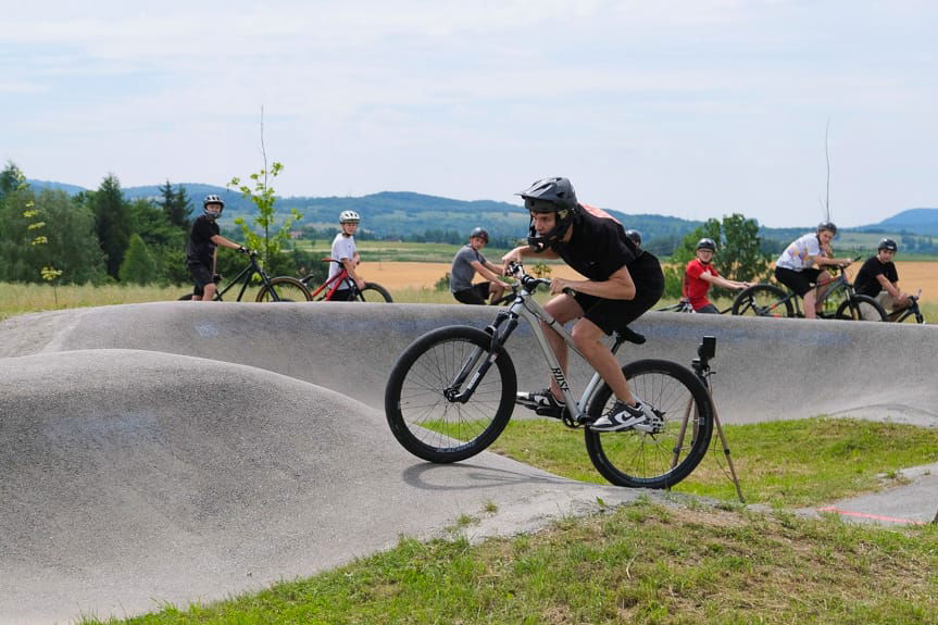 zawody rowerowe w Miejscu Piastowym