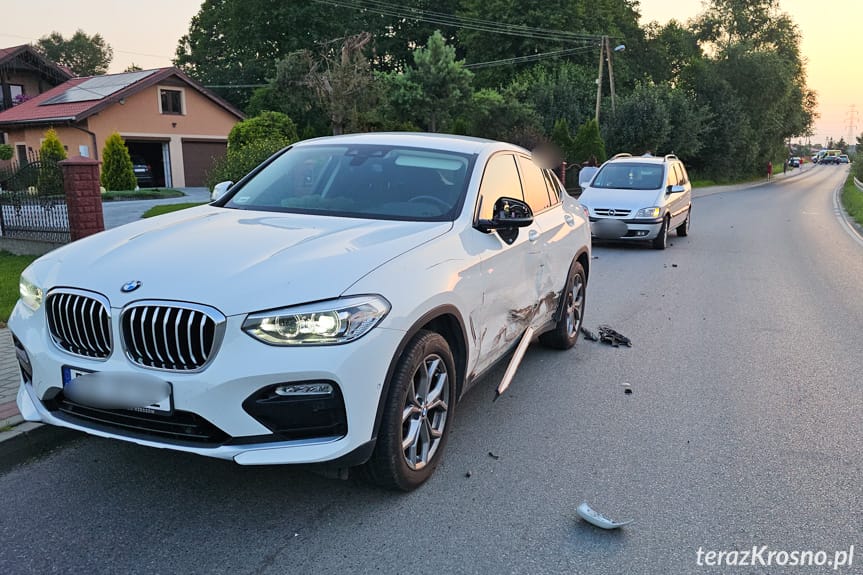 Zderzenie bmw i peugeota w Iskrzyni