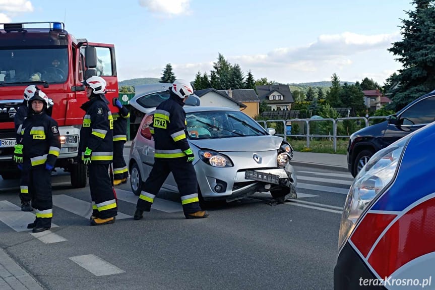 Zderzenie dwóch samochodów w Iwoniczu