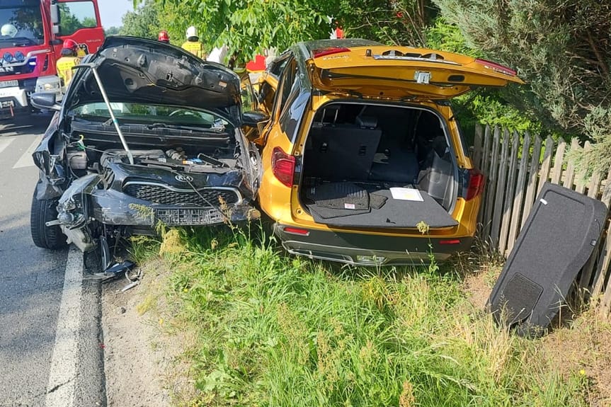 Zderzenie suzuki i kii w Krzywej