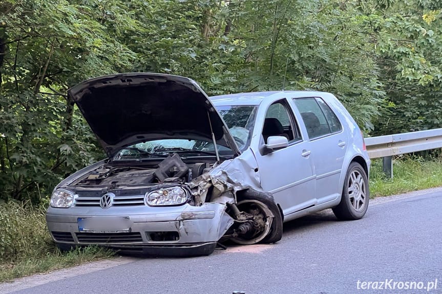 Zderzenie dwóch samochodów w Lubatowej