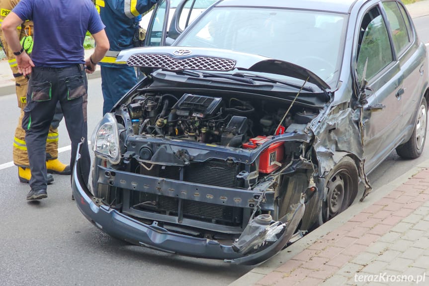 Zderzenie dwóch samochodów na Grodzkiej