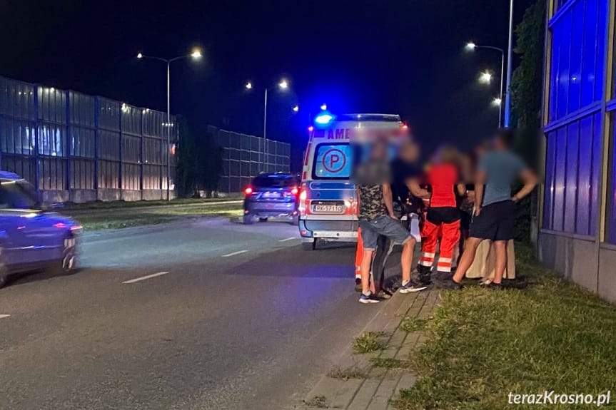 Nietrzeźwa 41-latka leżała na ruchliwej ulicy w Krośnie