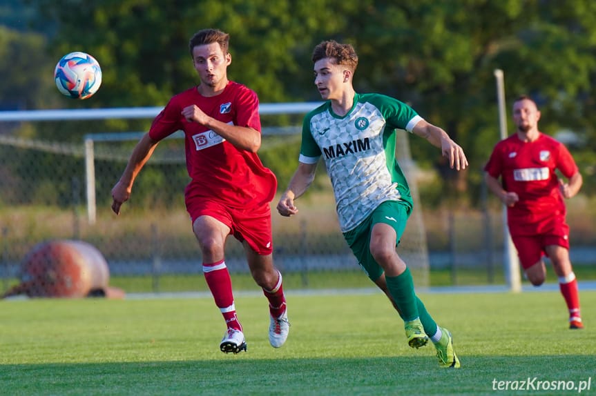 Piątkowa porażka LKS Głowienka. Czeluśnica zbyt silna dla beniaminka