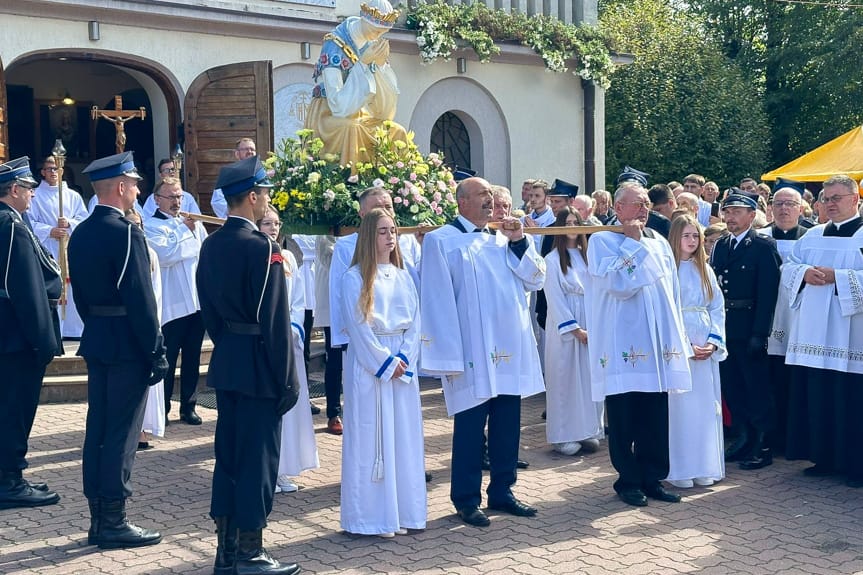 Tysiące wiernych na odpuście w Dębowcu