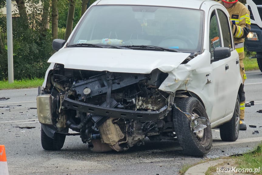 Wypadek na skrzyżowaniu w Krośnie