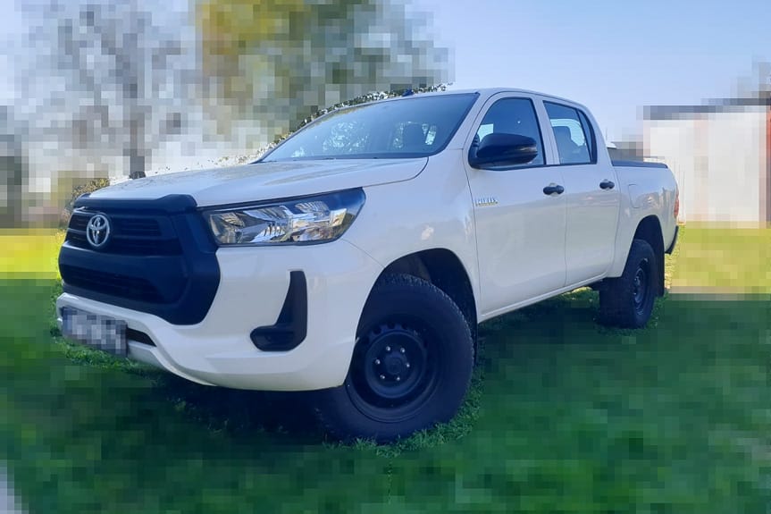 Błyskawiczna akcja policji. Skradziona Toyota odnaleziona w kilka godzin