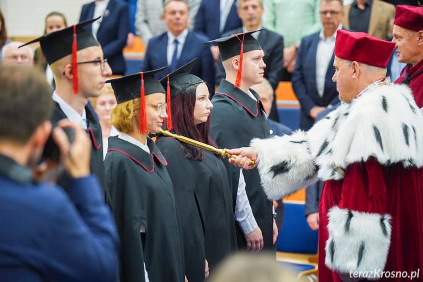 Gaudeamus igitur. PANS w Krośnie rozpoczęła nowy rok akademicki [ZDJĘCIA]