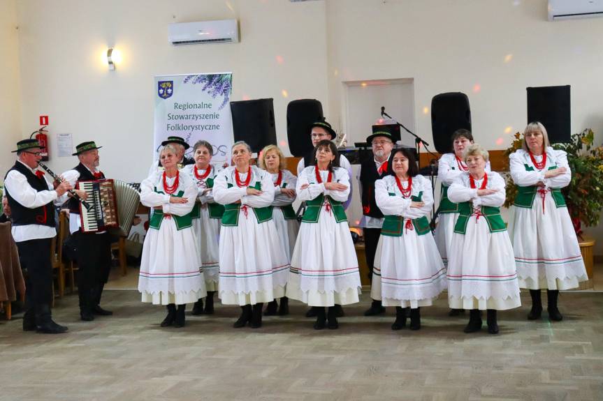 Tradycja, która jednoczy. Dzień Seniora w gminie Dębowiec