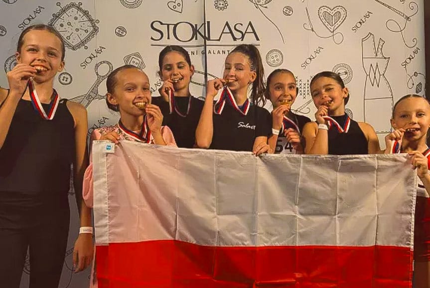 Sukces młodych tancerek Salart Krosno