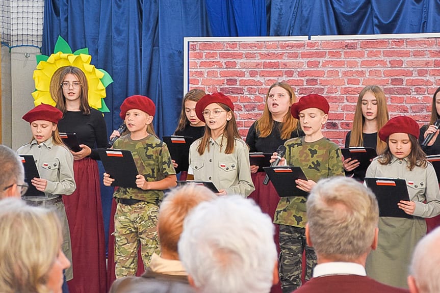 Pięć lat z patronem. Jubileuszowe obchody w SP w Kobylanach