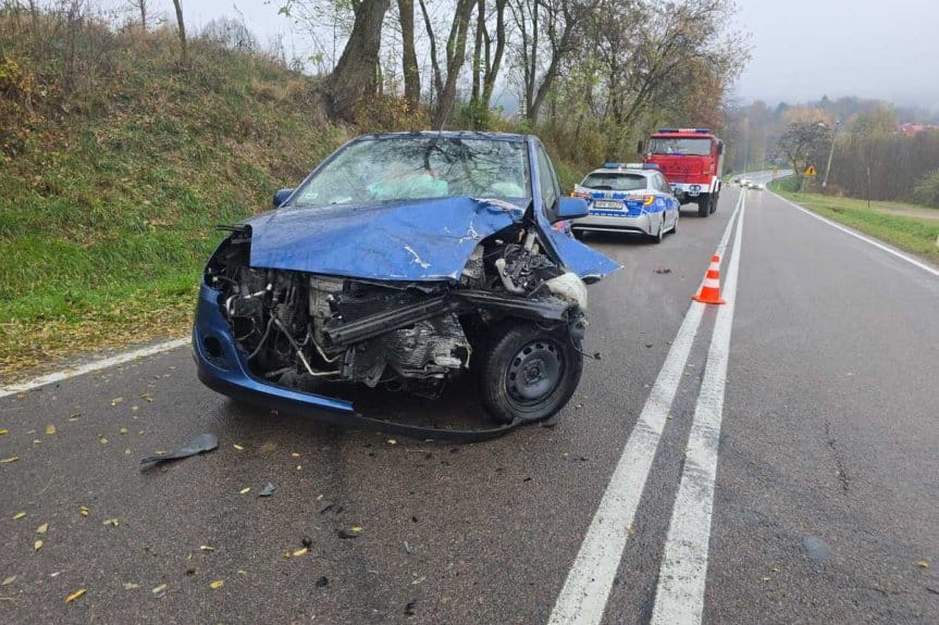 Domaradz. Zderzenie dwóch samochodów