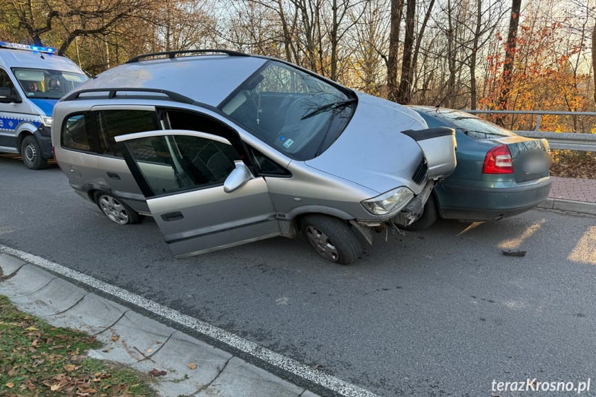 Kolizja samochodów we Wrocance