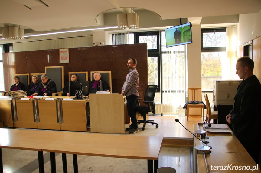 Brat zabił brata. Sąd: oskarżony nie mógł się uporać z demonami dzieciństwa