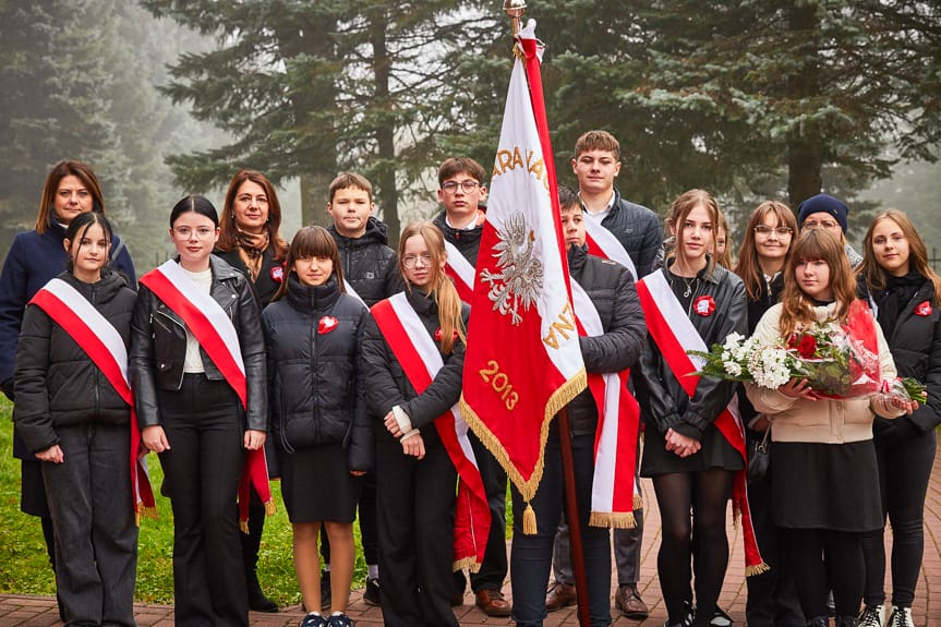 Jedlicze uczciło 106. rocznicę odzyskania niepodległości przez Polskę