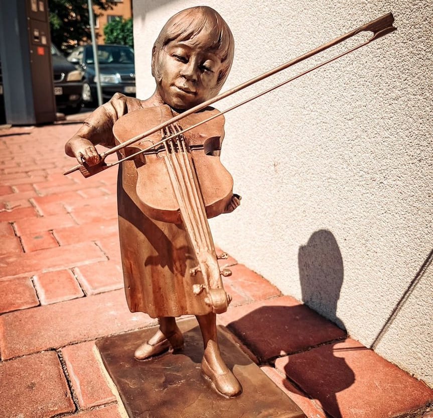 Policjanci odzyskali skradzioną figurkę