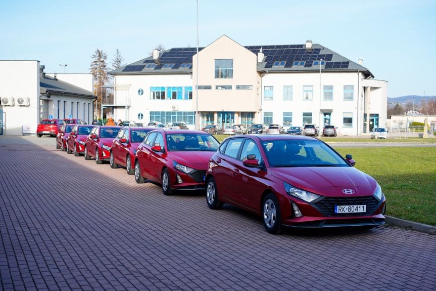 WORD Krosno. Egzamin na prawo jazdy w nowych samochodach