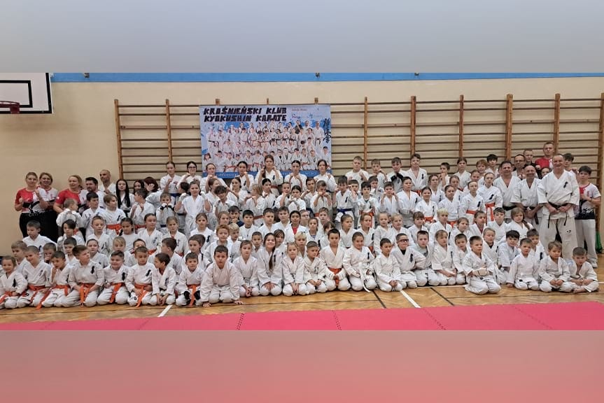 Młodzi karatecy  walczyli w Mikołajkowym turnieju