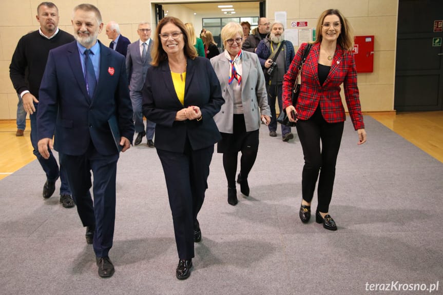Małgorzata Kidawa-Błońska w Krośnie. Lekcja historii w rocznice wprowadzenia stanu wojennego [ZDJĘCIA]